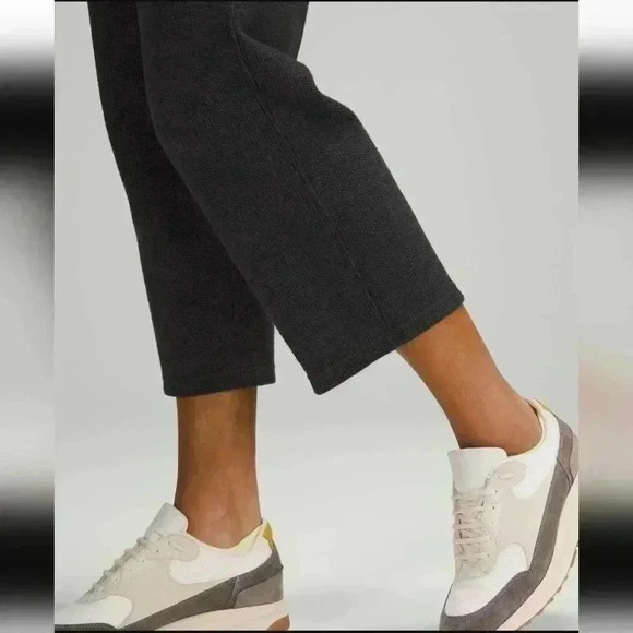 Lululemon Ribbed Straight Leg Super-High-Rise Crop 23" Heathered Black - Picture 2 of 8